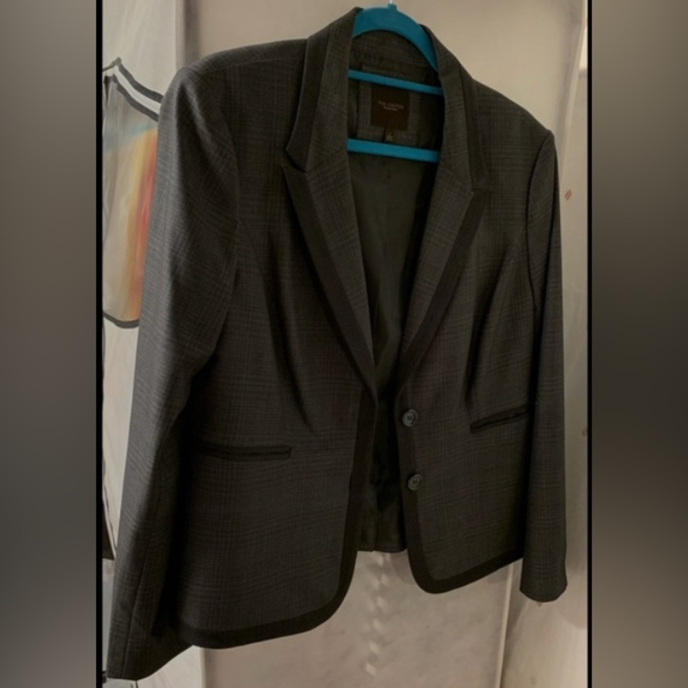The Limited Collection suit Jacket